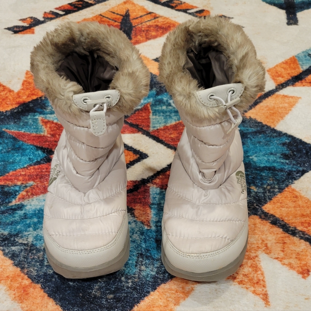 The North Winter Boots SZ 10